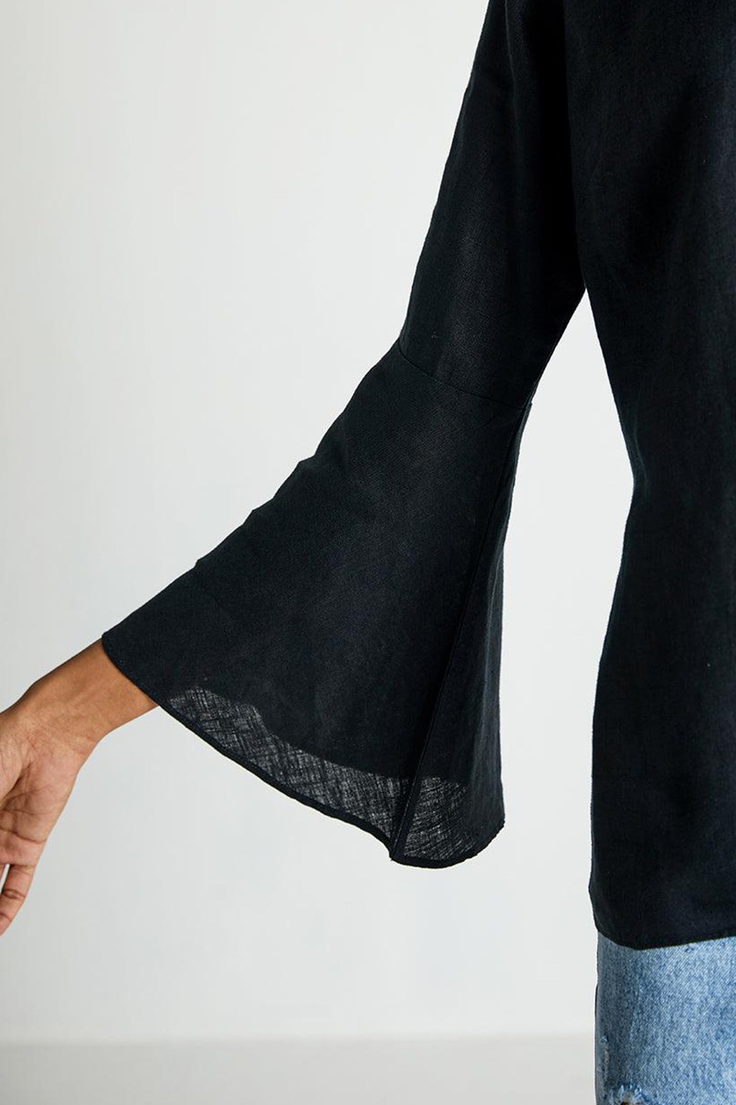 (Kopi) The Button Back Shirt